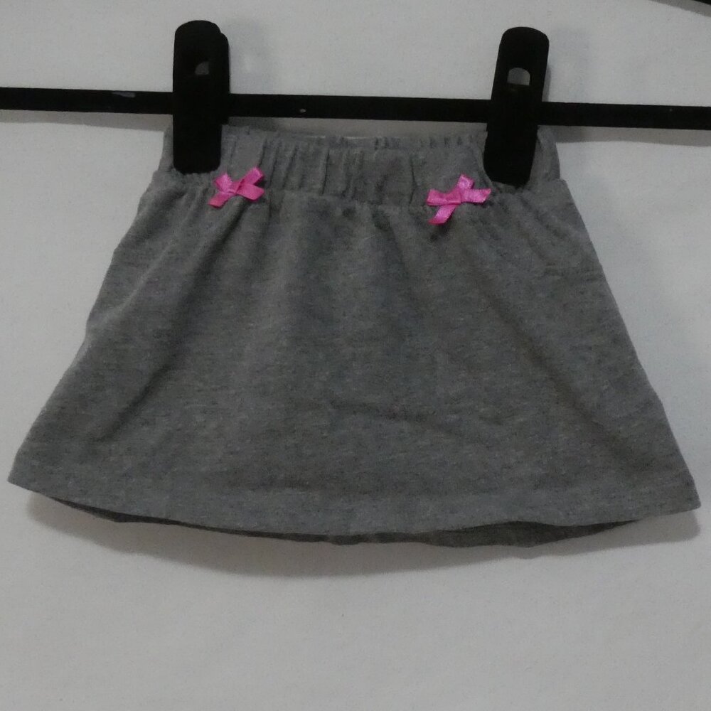 CIRCO | 3 months | Grey Skirt With Pink Bows | No Pockets